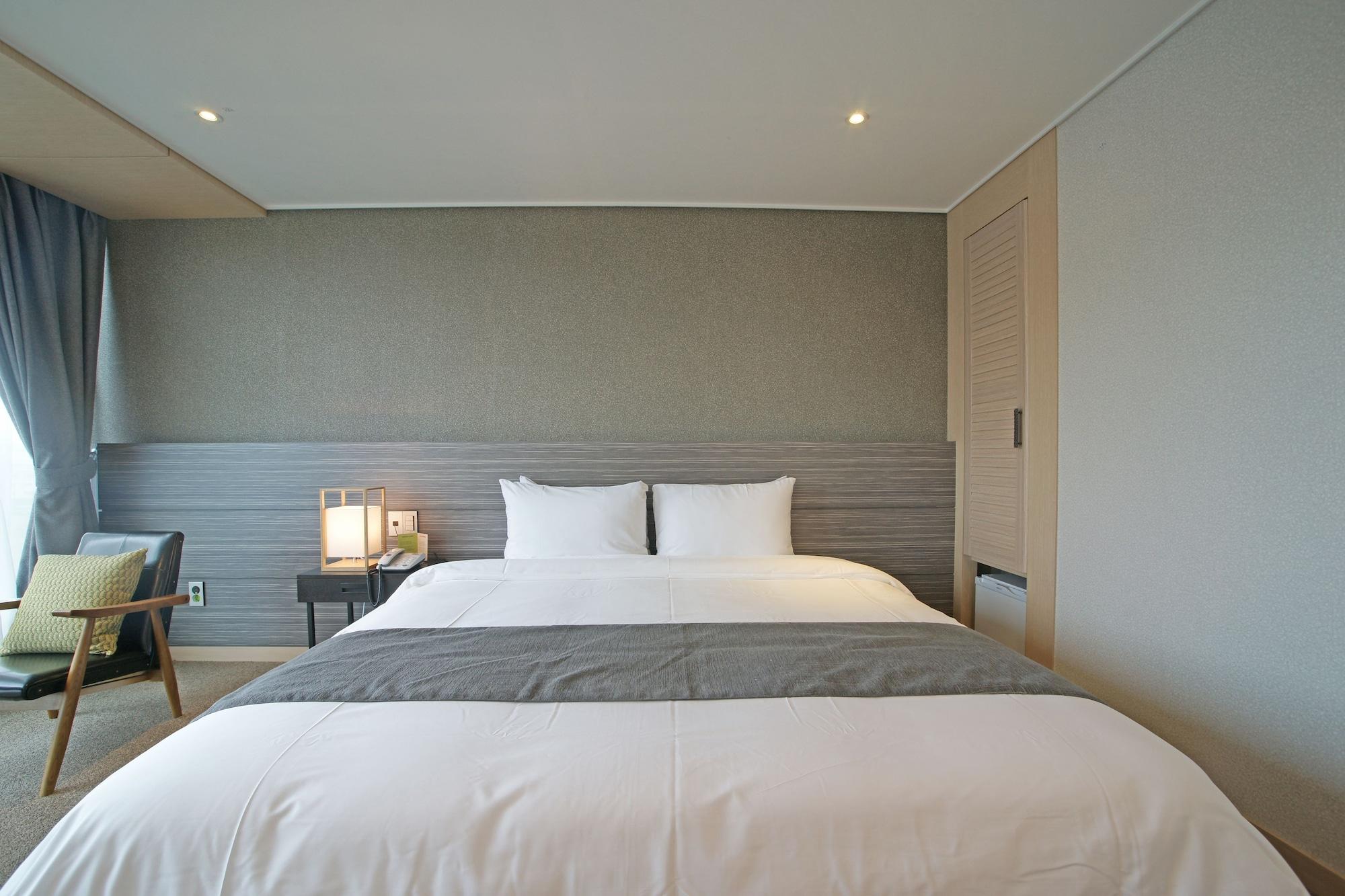 I-Jin Hotel Jeju Exterior photo