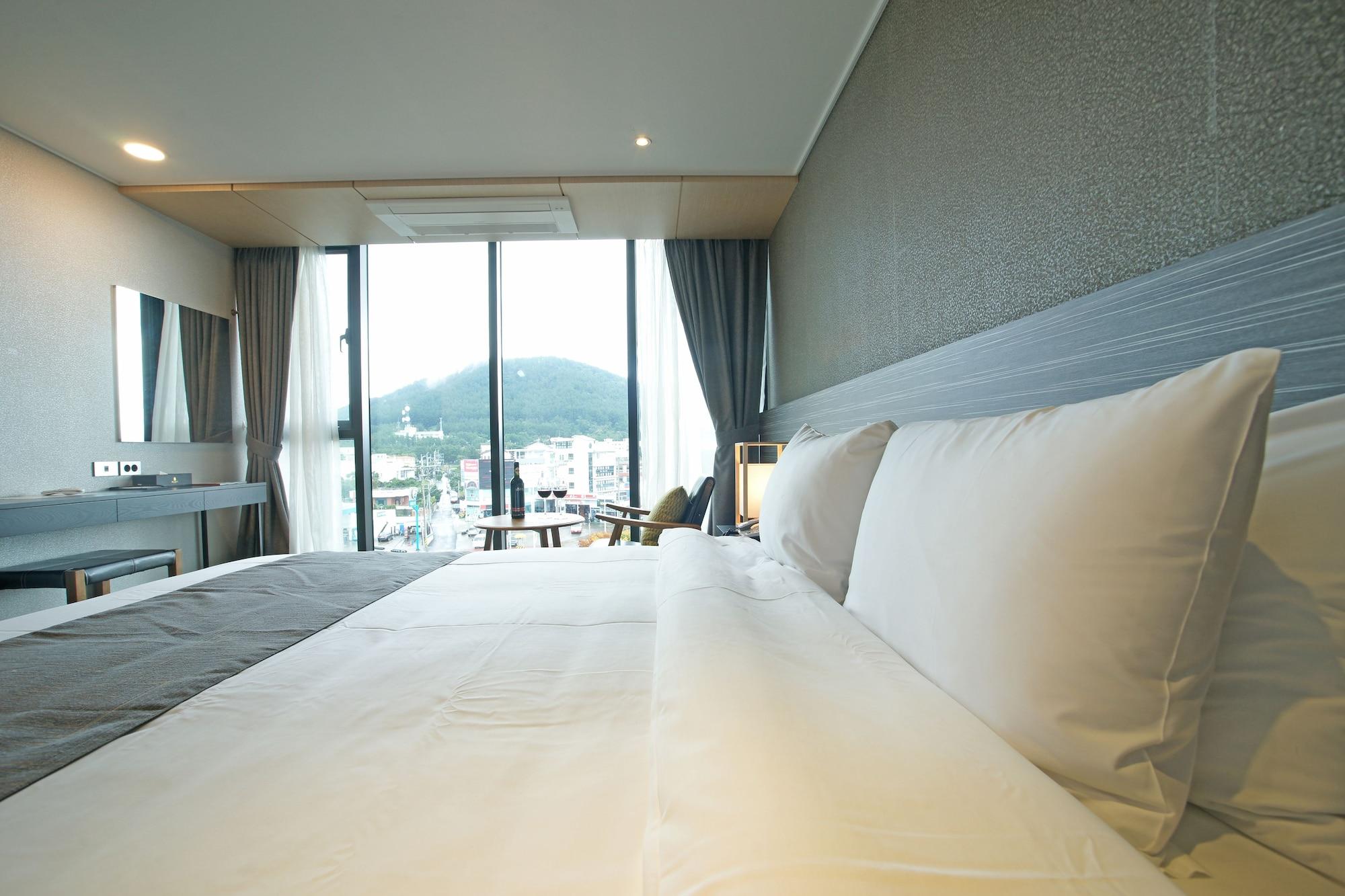 I-Jin Hotel Jeju Exterior photo