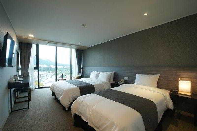 I-Jin Hotel Jeju Exterior photo