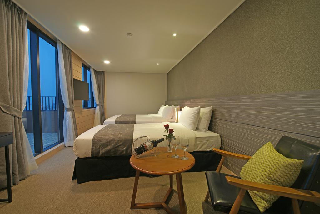 I-Jin Hotel Jeju Exterior photo