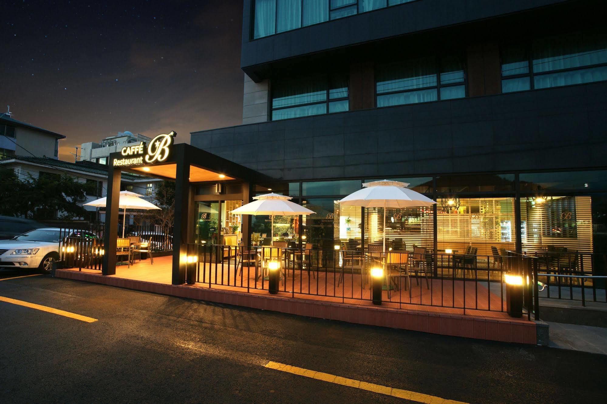 I-Jin Hotel Jeju Exterior photo
